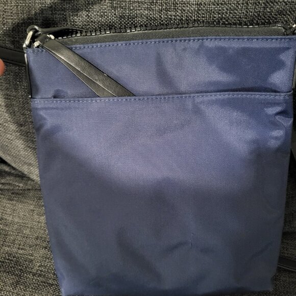 Marc Jacobs Dark Blue Messenger Bag - Picture 5 of 8